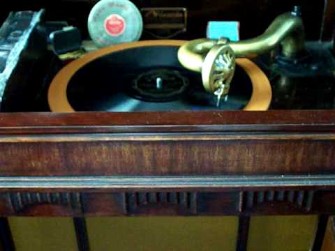 Orthophonic Victrola - Get Happy - Victor 22444