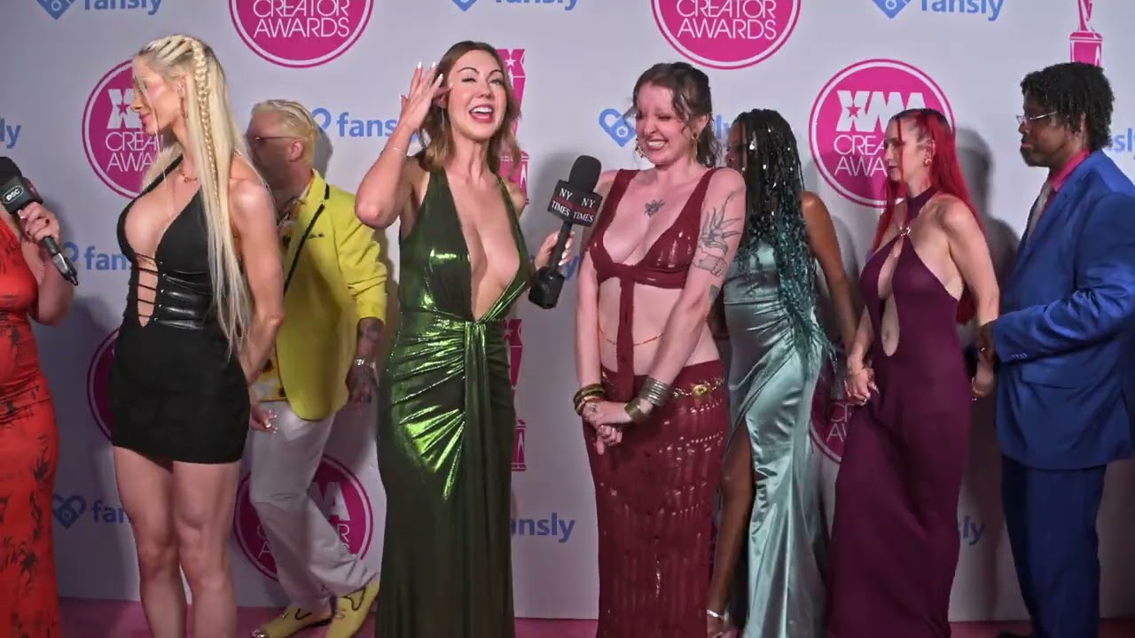 Model Ellie interviews Sunny Daze at XMACA in Miami Florida