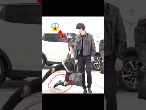 Many Idols Are Careful There After Kai Falling 😲 But Jisoo... #kpop #blackpink #jisoo #jungkook