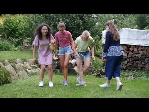 Sören Sieg: Circle Dance. 1mov from IXESHA. Played by T. Bogisch, P. Haspel, K. Hennen, H. Sebastian