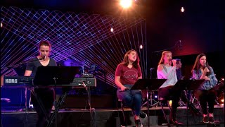 5.06 Acoustic Set with The Berrys