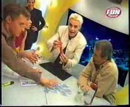 David Stone TV dildoe card trick - carte au godemichet