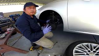2015 lexus es350 clunking popping noise when hit a bumb