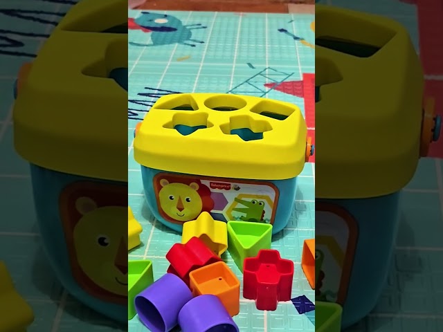 Vídeo relacionado con Fisher-Price Fisher Price , Carrito de Arrastre de Bloques de Actividad, Juguete para Bebés +6 Meses