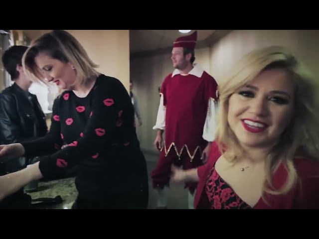 Aufsteiger-Hit: UNDERNEATH THE TREE von KELLY CLARKSON ((jetzt ansehen))