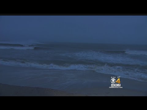 Nantucket Braces For Dangerous Seas