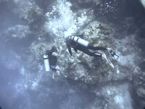 Things Go Wrong SCUBA Diving at 100 Feet - Cozumel. Video by Craig Capehart