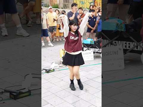 230910 hongdae busking 댄스팀 레이디비(Lady B) - (여자)아이들((G)I-DLE) - '퀸카 (Queencard)' 01
