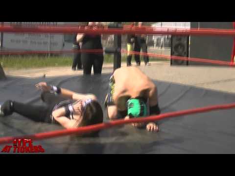 RWA Hype Live from Tickers 4/27/13 - Amanda Fox vs- Vegan