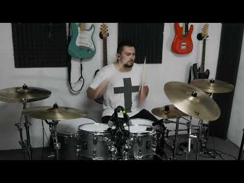 Michael Jakson - Beat it - Mika Ronos ( Drum cover )