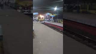 preview picture of video 'Kancharapara Railway Station, West Bengal'
