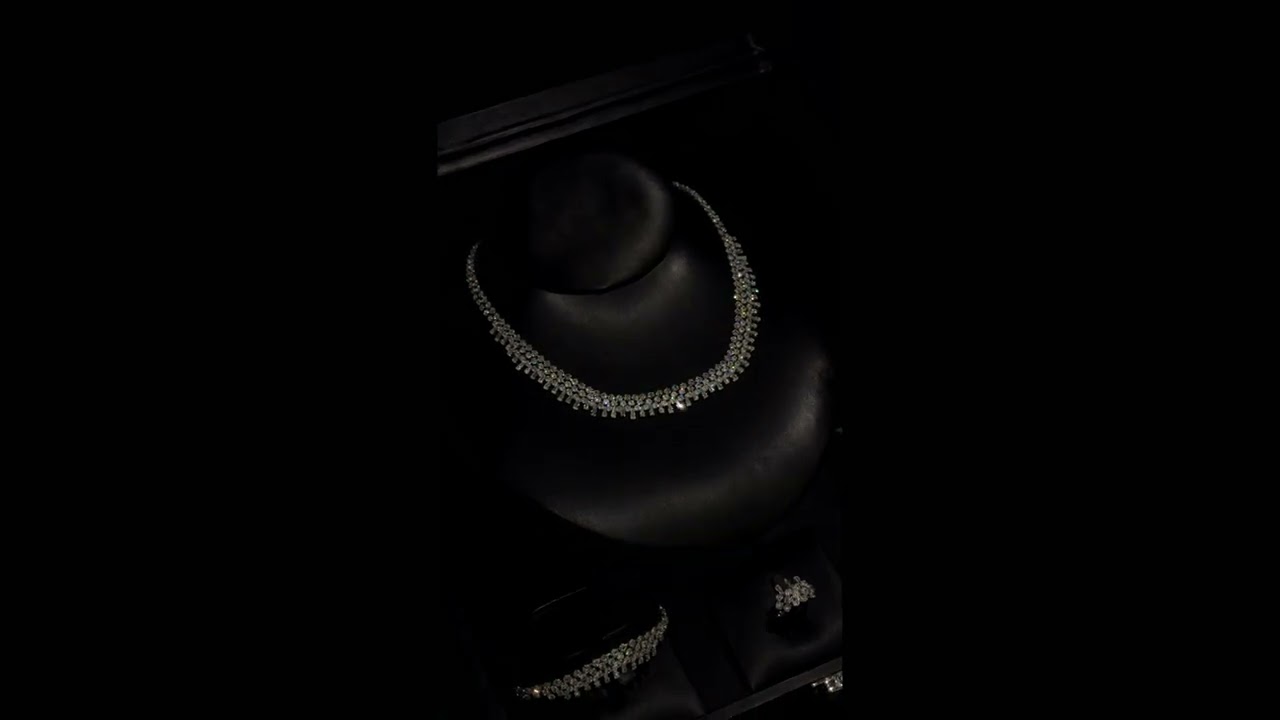 Round design accessory set studded with sparkling stones