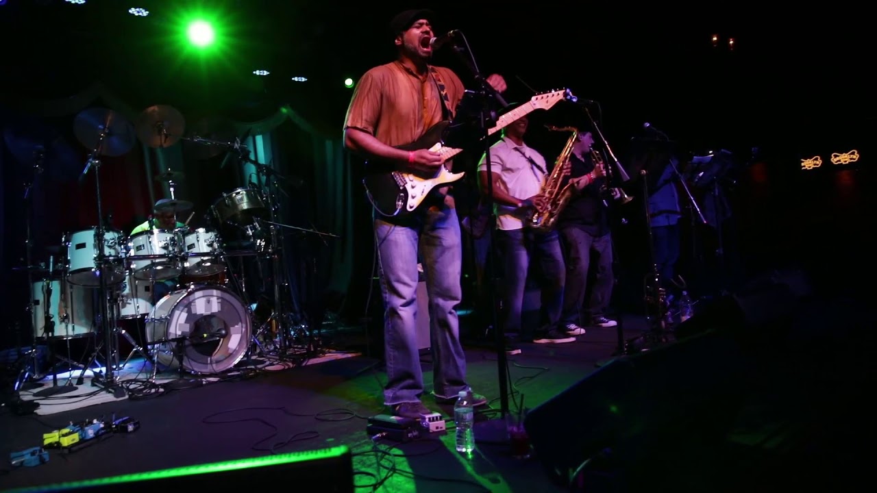 Promotional video thumbnail 1 for Rho & The Nomads