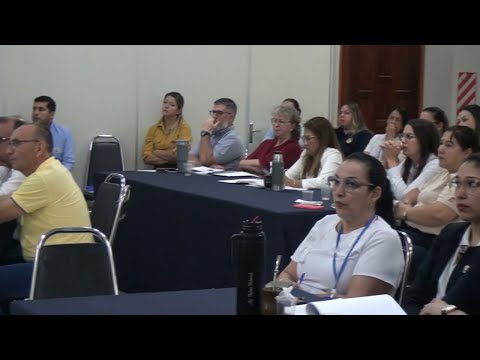 Funcionarios de la Gobernación de Itapúa se capacitan en la Ley N.º 7.445/2025