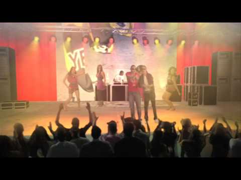 Yes R ft Ali B Wie ben jij