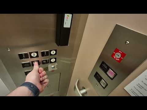 1987 Long Hydraulic Elevator at Plant Growth Building WU St. Louis MO