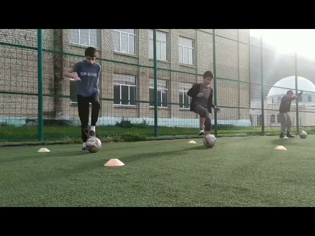 Занятие объединения "Юный футболист"