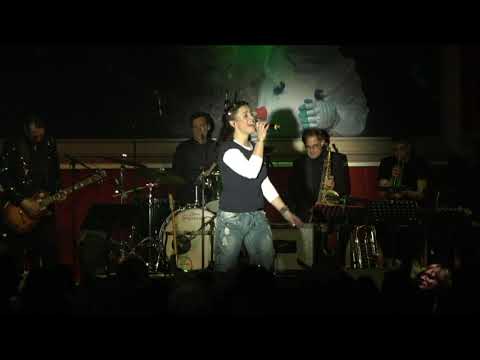 11. Dresdner Neujahrssingen - Coldplay "Sky Full Of Stars" mit Maxi Kerber