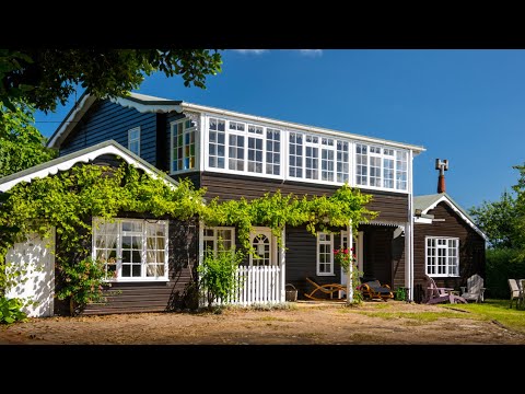 download lagu mp3 mp4 Old Hunstanton History, download lagu Old Hunstanton History gratis, unduh video klip Old Hunstanton History