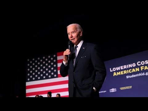 بايدن يتعهد بالذهاب إلى هاواي في أقرب وقت لتفقد الوضع بعد الحرائق • فرانس 24 FRANCE 24