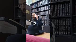 9 באפריל 2024 (רדיו כל האמת) - התמונה מוצגת ישירות מתוך אתר האינטרנט יוטיוב. זכויות היוצרים בתמונה שייכות ליוצרה. קישור קרדיט למקור התוכן נמצא בתוך דף הסרטון