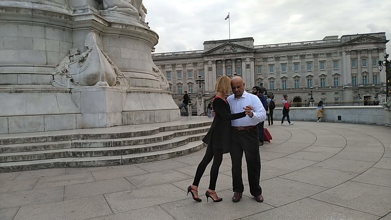 Tango Furtivo 59 Buckingham Palace