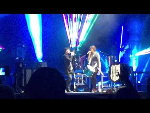 For King & Country-Fix My Eyes feat. KB (Live @ Lifest 2016)