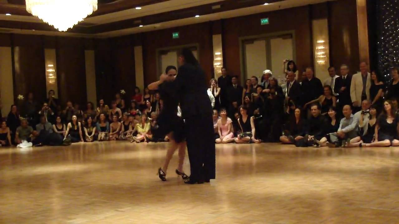 Eduardo Cappussi & Mariana Flores-Nora tango week 2010