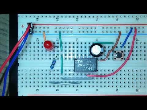Ausschaltverzoegerung mit Kondensator und Relais