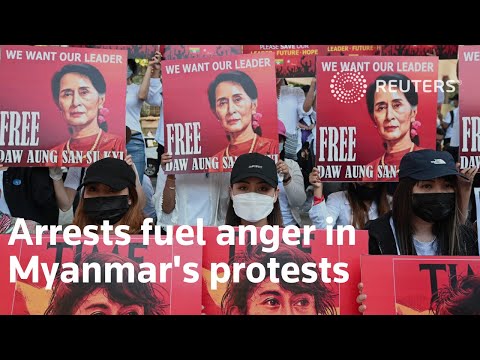 逮捕加劇了緬甸抗議活動中的憤怒情緒。 (Arrests fuel anger in Myanmar's protests)