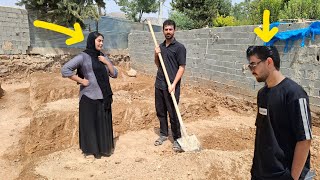 Download lagu Reza helps Parisa build a house. mp3