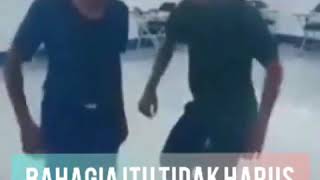 Download lagu status whatsapp story wa corona jancok acc won covid19 ll CocoFun mp3