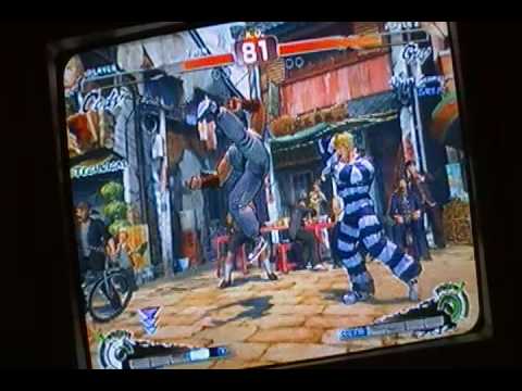 Final Round SSF4 Tournament GF- whooisodis (Cody) vs Lucas (Guy)