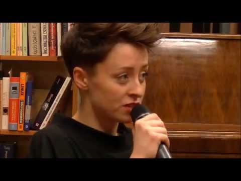 Natalia Przybysz w czytelni MBP w Słupsku - 11.02.2015