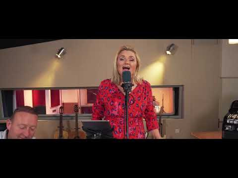 Marlane - Pilsje In De Zon (Vrijdagsong)