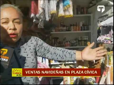 Ventas navideñas en plaza cívica