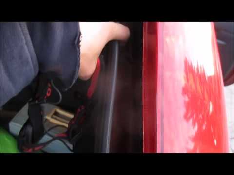 2007 ford focus tail light removal