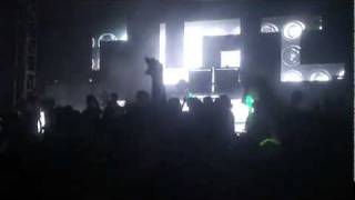 Girl Talk - &#39;Triple Double&#39; live @ Perth Big Day Out, 2012