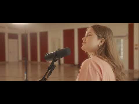 Ein Gott, der mich sieht (Akustik Version) 4K - Chris & Henni