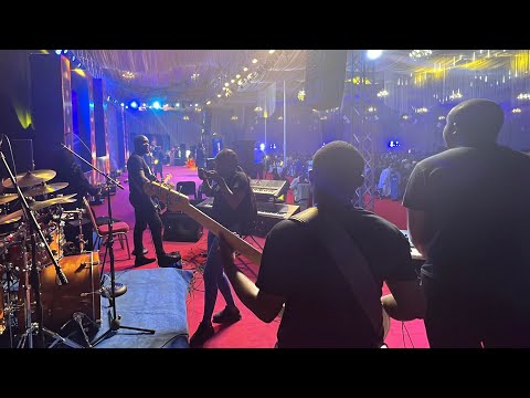POWERFUL MINISTRATION WITH Dr. SONNIE BADU IN NIGERIA ||WONDER GOD|| OSEI POKU ON BASS