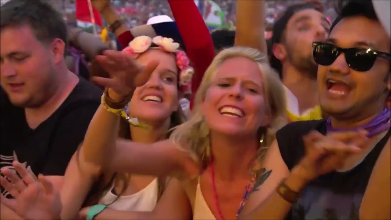 I GOTA FEELING TOMORROLAnW