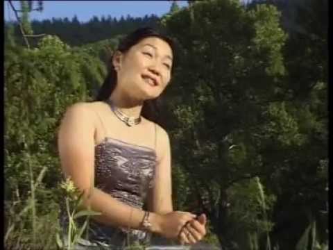 MONGOLDUU   Bayasgalan   Eejiig mini yaj guitseh we