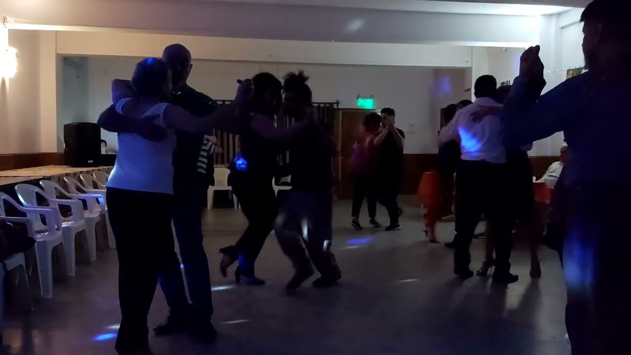 Juan D'Arienzo El Rey del Compás suena en Abrazo Fueguino🫂 TDJ Ariel Mendoza🎧 03/05/23 en Ushuaia ☃️
