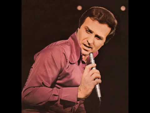 Miki Jevremović    Ruži červeni ruži  / Ружи, червени ружи