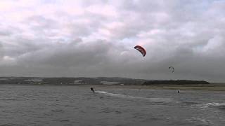 preview picture of video 'Aaron Alfaro kitesurf lesson Marazion Cornwall'