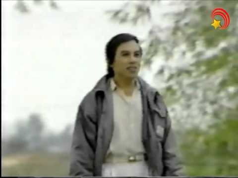 Về thăm mẹ -  NSƯT Kiều Hưng (hình ảnh năm 1990)