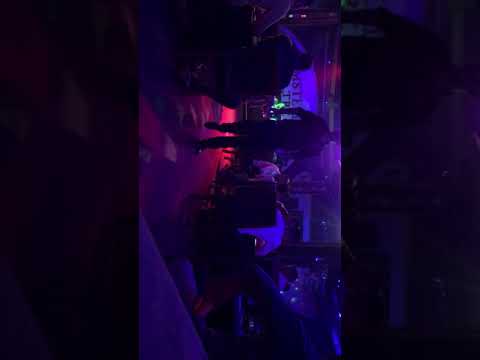 Nasuf Tirana trandafili blu 2018