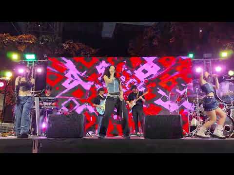 PiXXiE : ปล่อยจอย @ T Wave Music - Central Bangna【4K 60FPS】