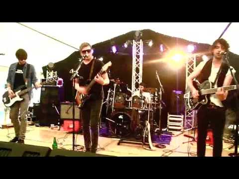 One Two Three Cheers and a Tiger - Boy Live @ Seewiesen Festival 09