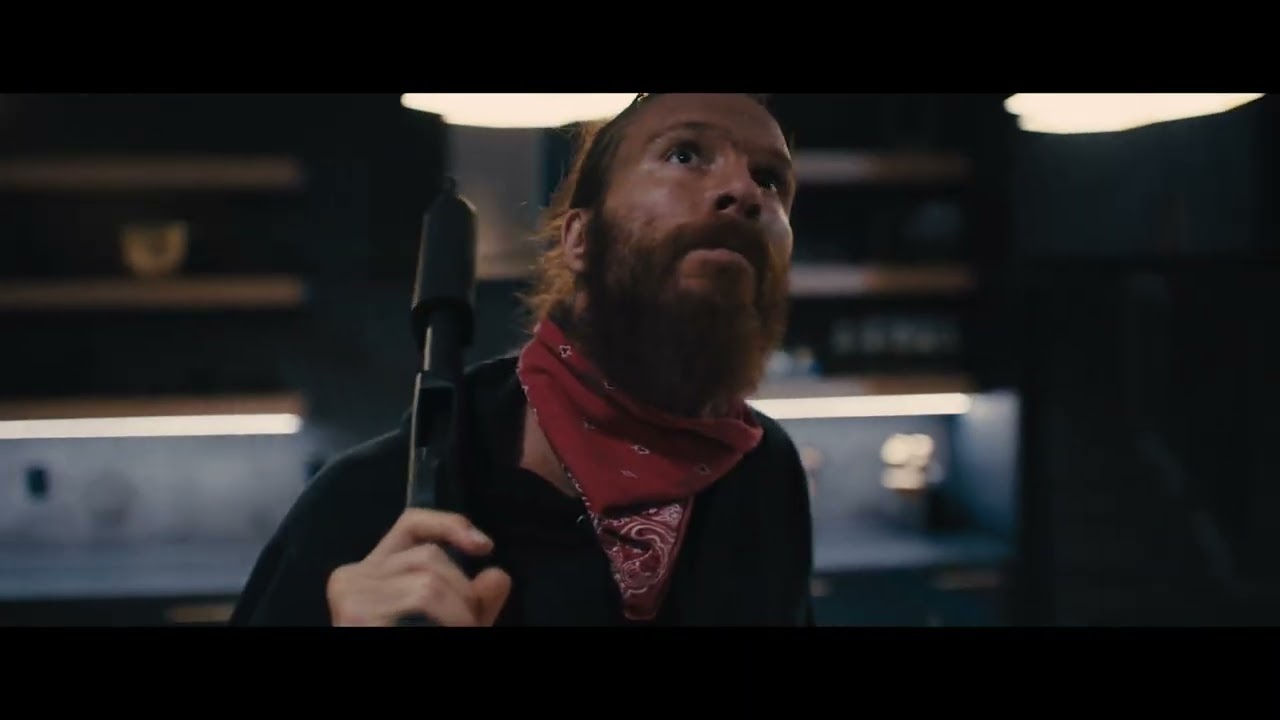 Miniature de la vidéo Who's There? du film Relentless